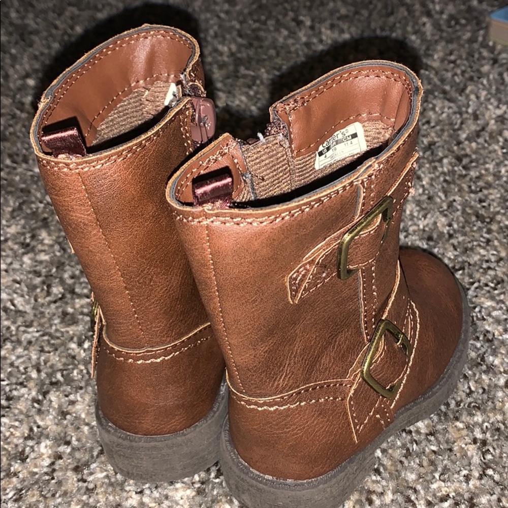 TODDLER CARTER BOOTS SIZE 4 - Picture 3 of 3